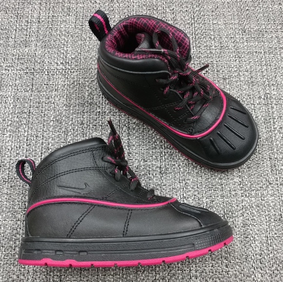 nike waterproof high tops